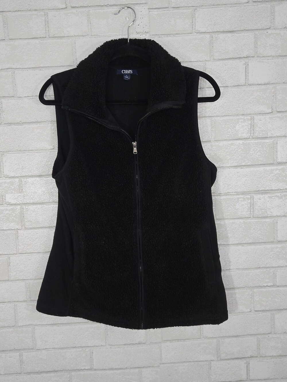 CHAPS black full zip vest